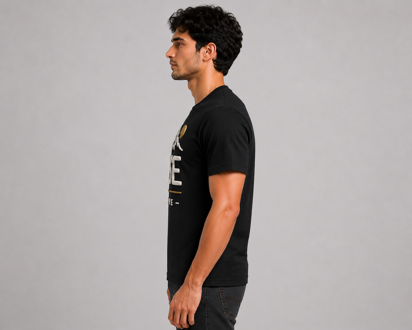 Graphic Black Print T-shirt - Image 3